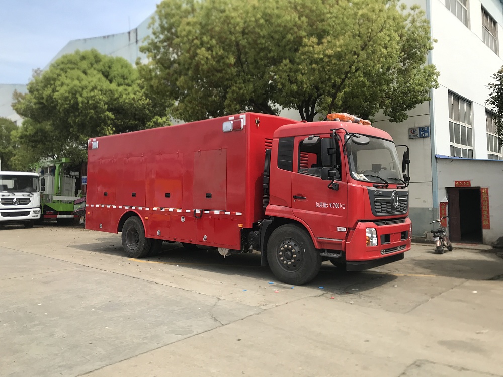 东风天锦大流量排水抢险车