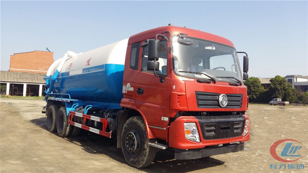 吸污车