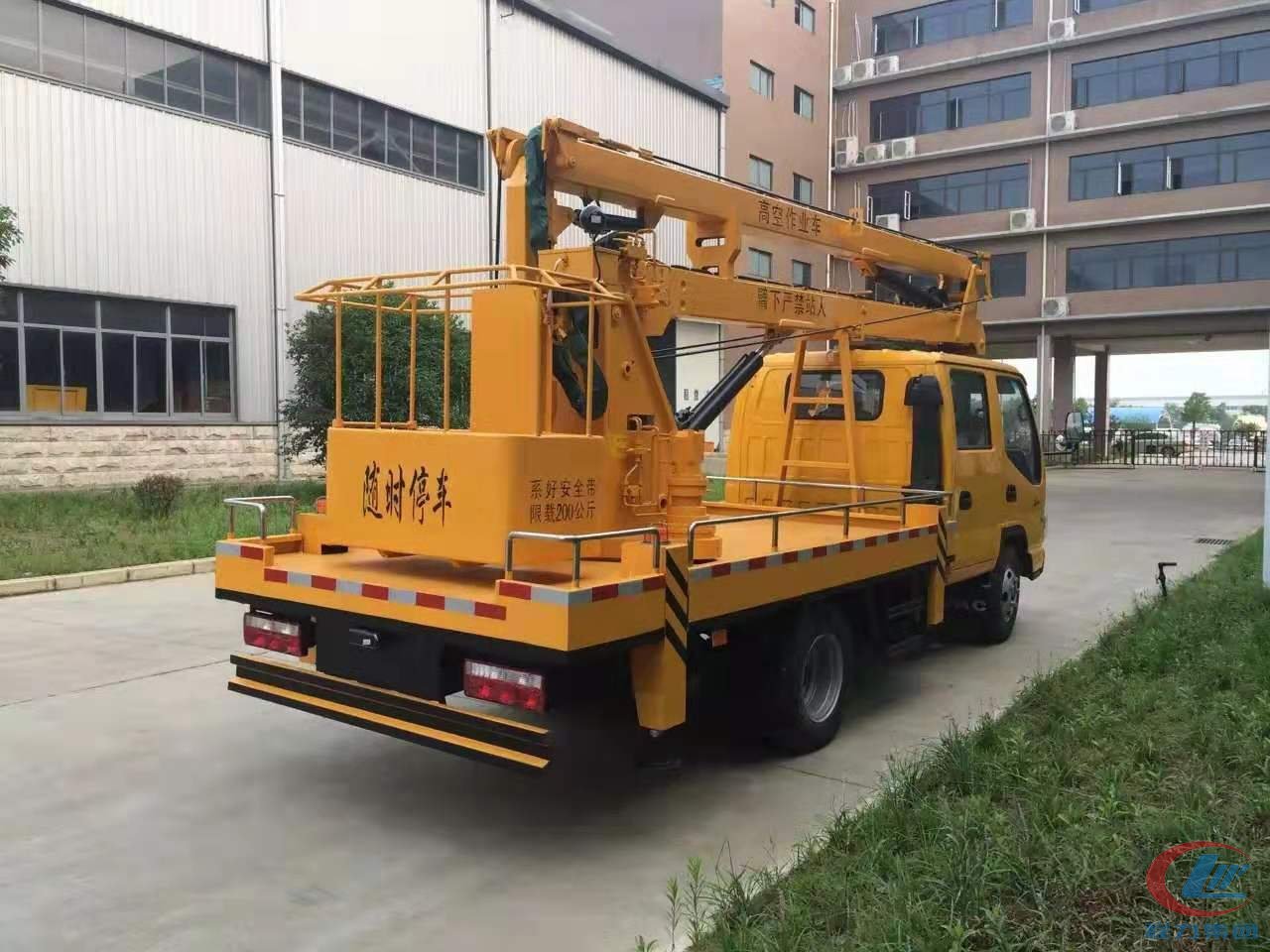 程力威牌江淮高空作业车